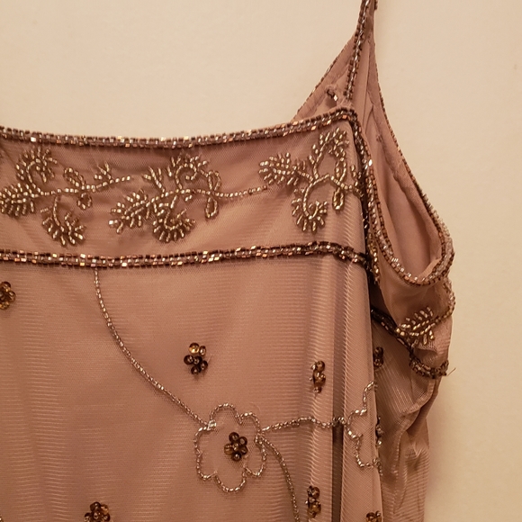 Dress - Picture 8 of 9